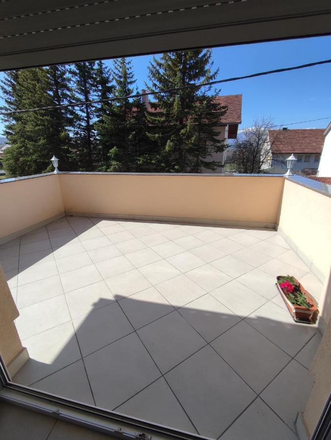Apartman Bor Ливно Экстерьер фото